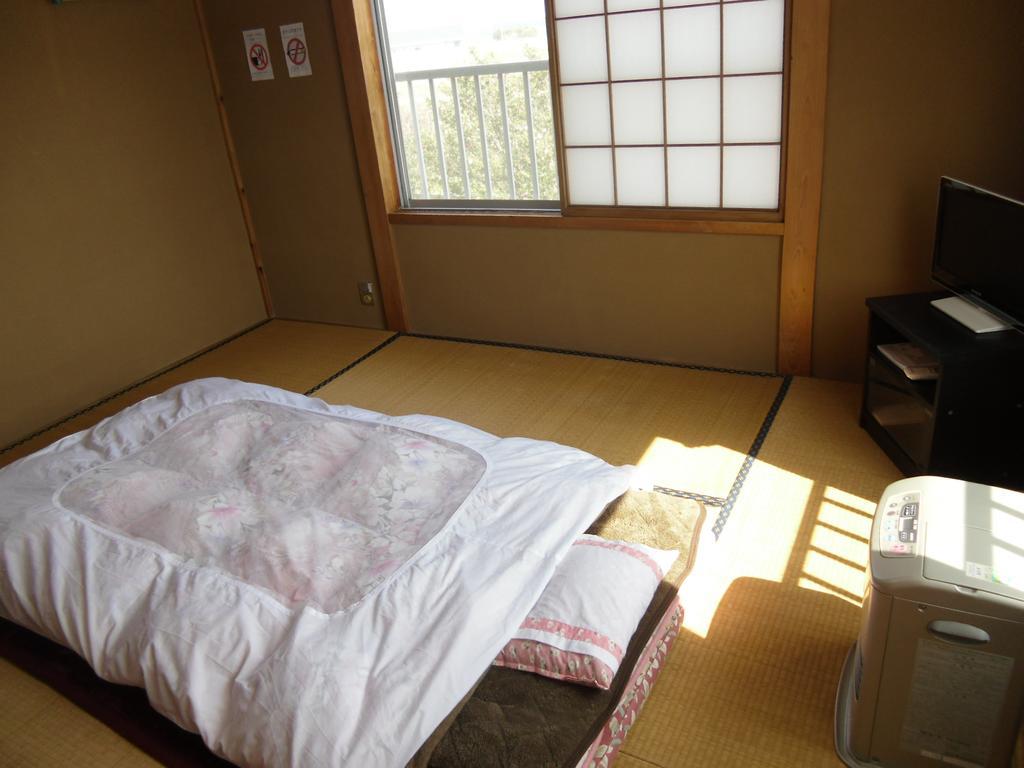 Guesthouse Hokkai Nanao Habitación foto